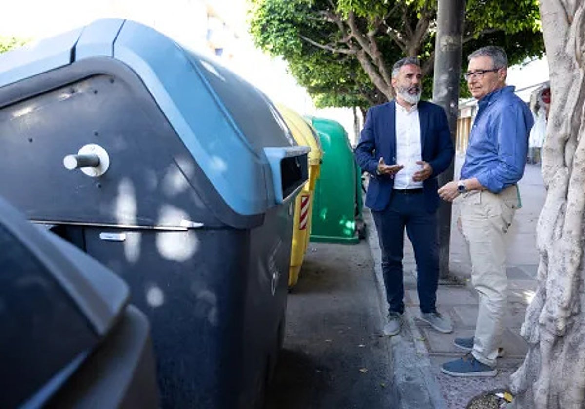 Rincón de la Victoria refuerza la recogida de cartón y envases para el verano