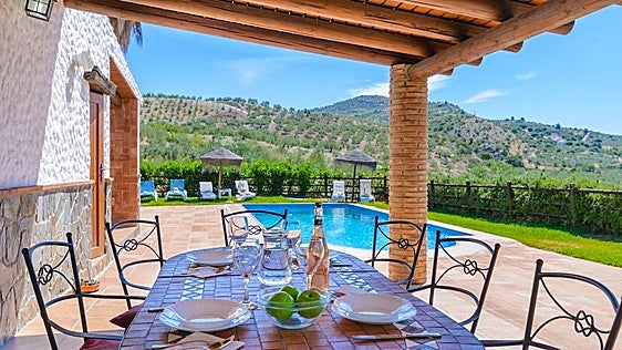 Las casas rurales de la provincia de Málaga rozarán el lleno este mes de agosto