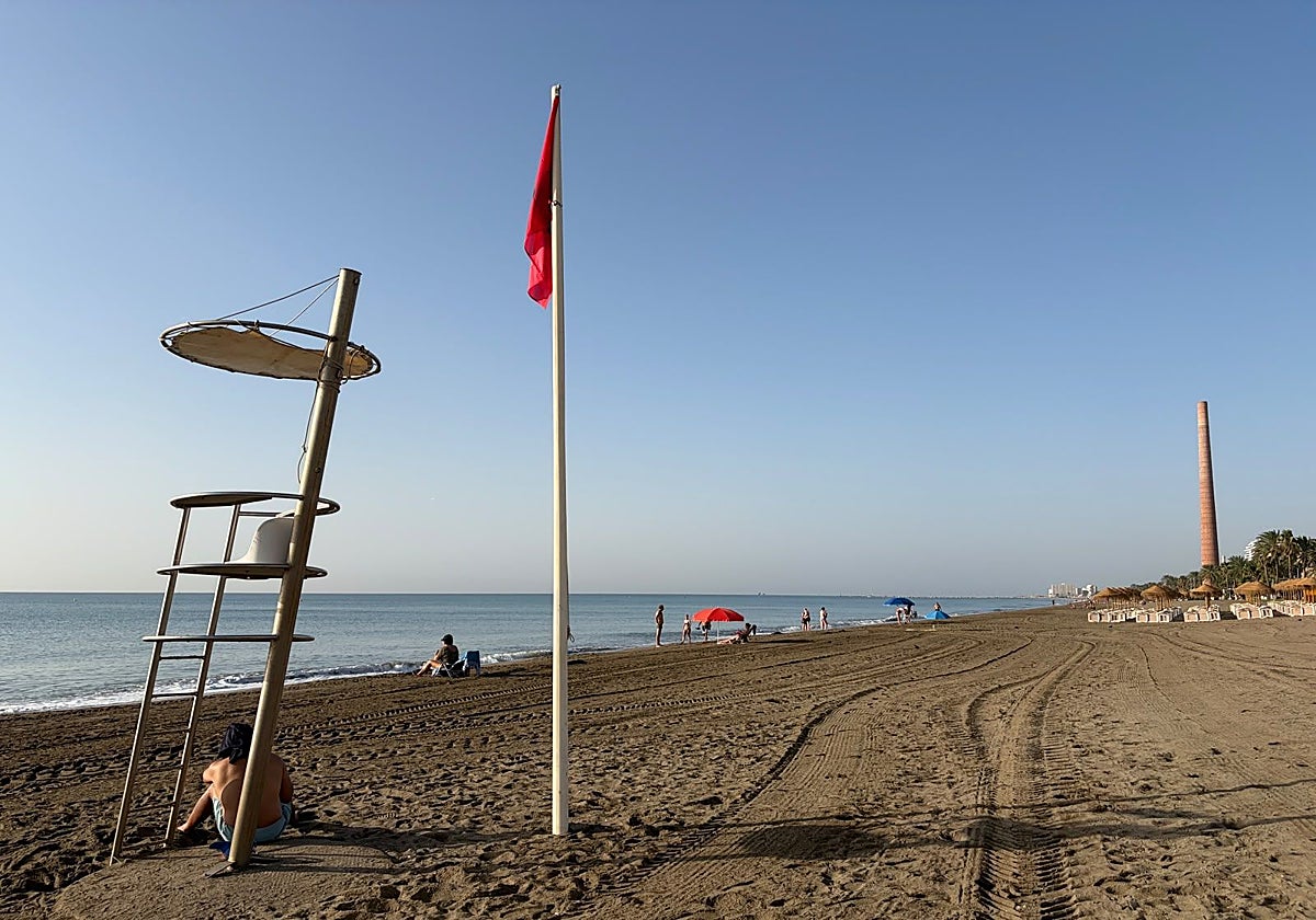 Reabren dos de las seis playas de Málaga cerradas al baño por bacterias fecales