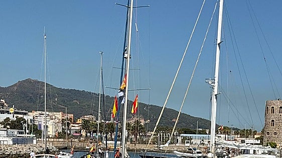 La 'Armada de la Solidaridad' con Ceuta bate sus propias previsiones y reúne más de 110 barcos