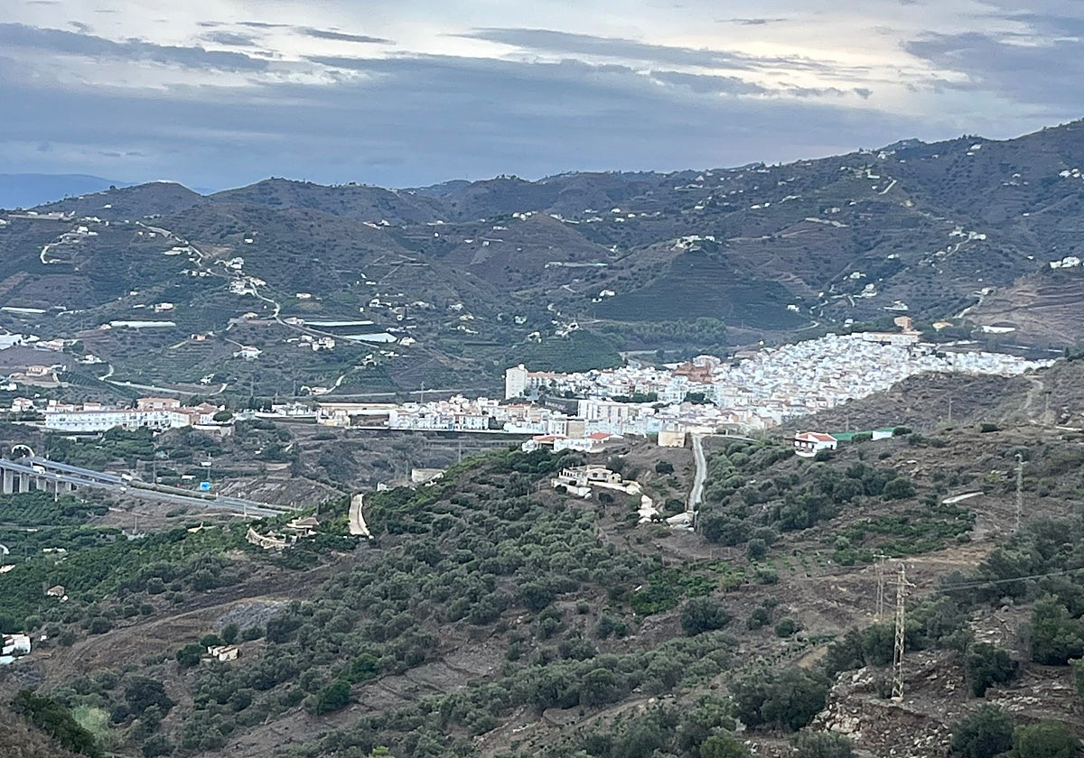 Unanimidad en Torrox para reclamar al Gobierno el enlace de El Morche con la A-7