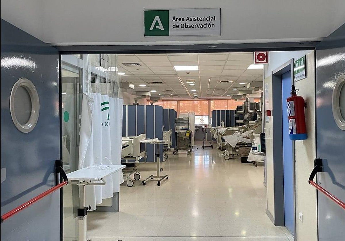 Tensión en las Urgencias del Clínico por la pelea de dos pacientes tras una supuesta puñalada previa en el exterior