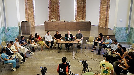 El obispo de Málaga: «Si son procesiones extraordinarias, que realmente lo sean, sin buscar excusas»