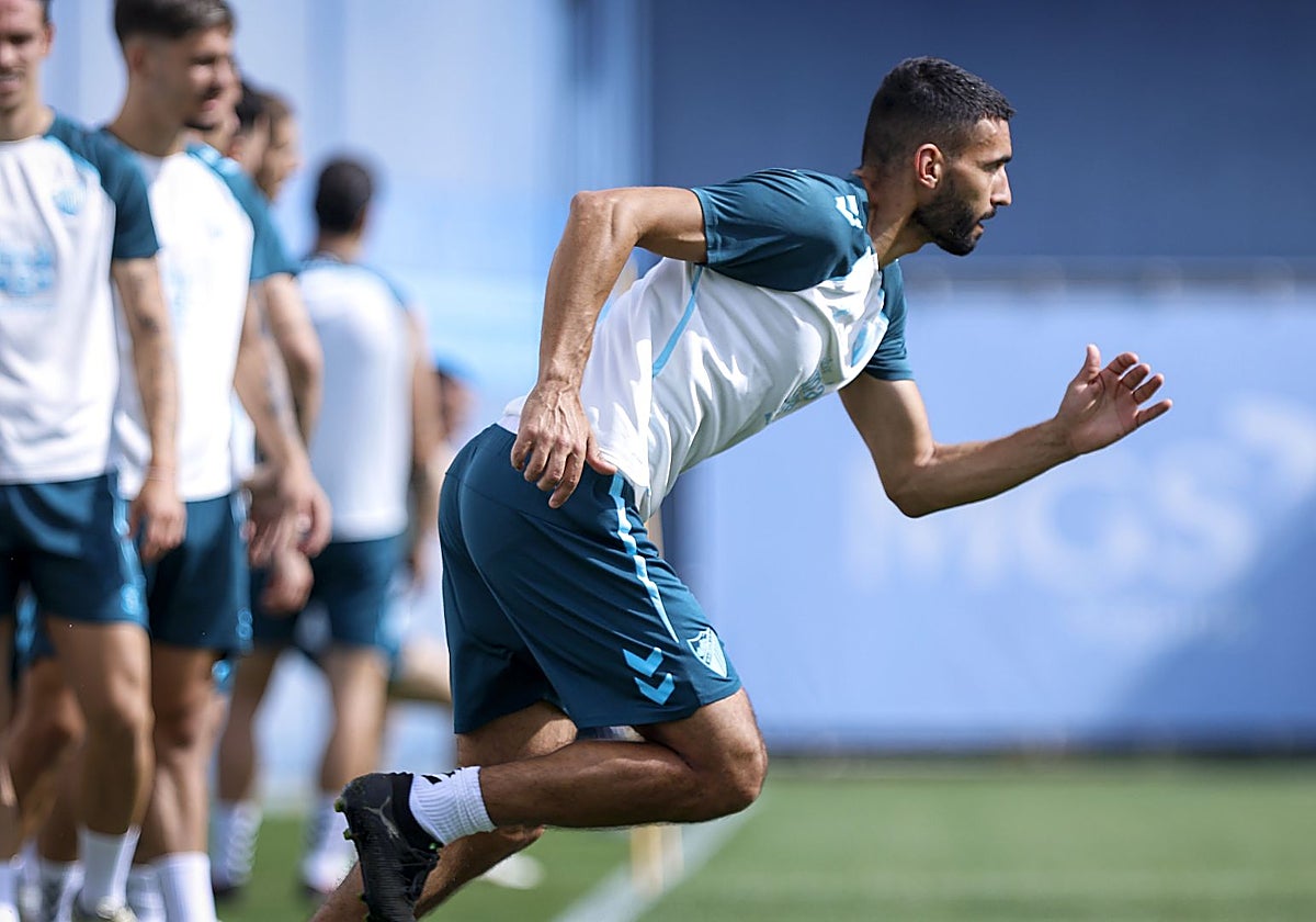 Einar Galilea, en un entrenamiento del Málaga.