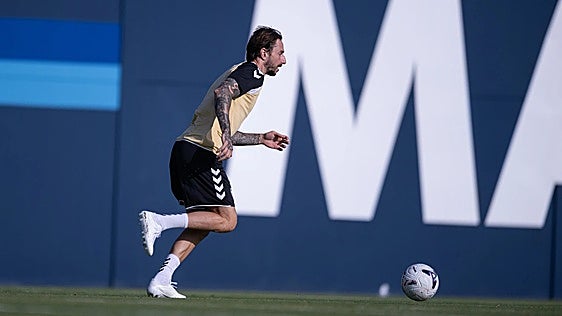 Galilea y Juan Cruz se entrenan al margen
