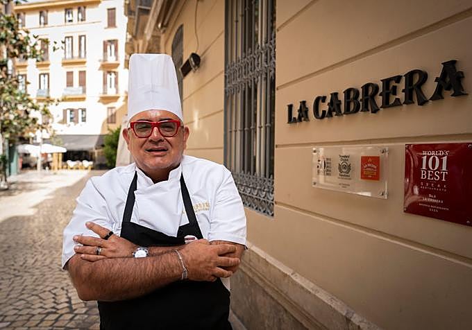 El chef y sommelier de carne Gastón Riveira.