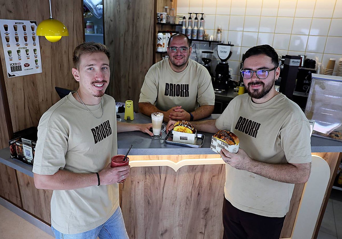 Brioxx, el sueño con forma de brioche de tres jóvenes malagueños, abre en Fuengirola