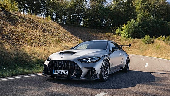 Mercedes reta a Ford con su propio Mustang GTD