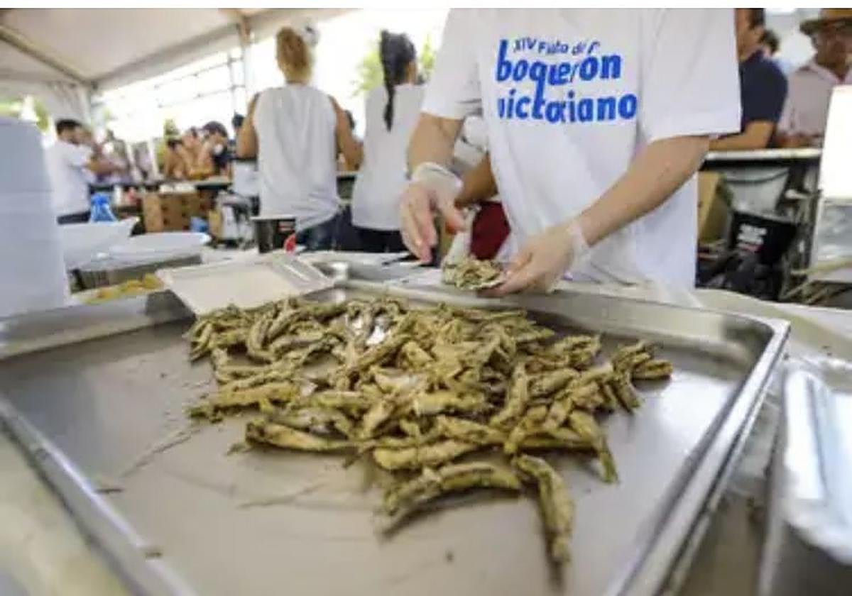 La Fiesta del Boquerón Victoriano celebra su décima edición con la participación de 57 restaurantes