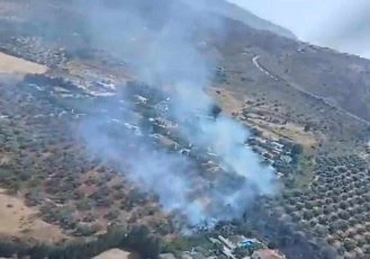 Controlado un incendio forestal declarado en Antequera este sábado