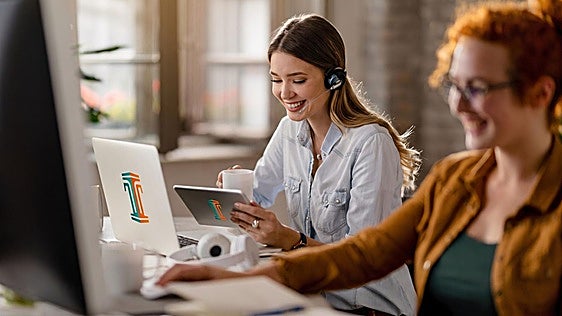 Una tecnológica malagueña permite crear gratis un agente de voz IA en 30 minutos y sin programar