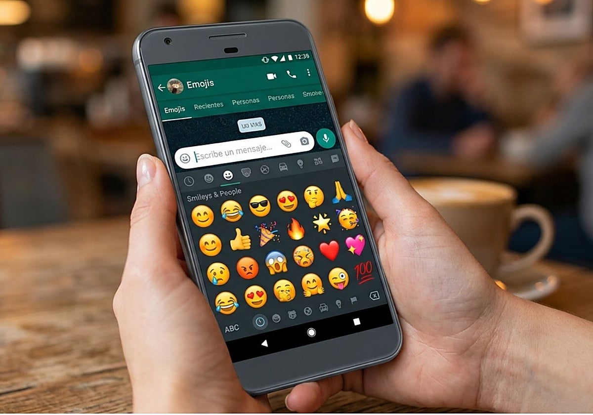 Por qué el pulgar de tu jefe da miedo y la calavera de un 'Gen Z' significa risa: la doble cara de los emojis