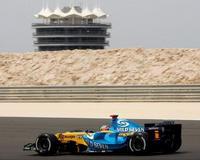 Alonso termina quinto en su primera toma de contacto con Bahrein