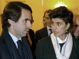 Aznar ficha a María San Gil como colaboradora de la fundación FAES