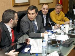 Un momento de la reunión que el Comité Nacional de huelga de la Asociación Judicial Francisco de Vitoria (AJFV) y del Foro Judicial Independiente (FJI) han mantenido para organizar la huelga del próximo miércoles. /Efe