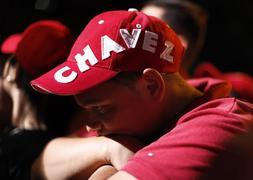 Chávez pierde el control del Parlamento a pesar de la victoria