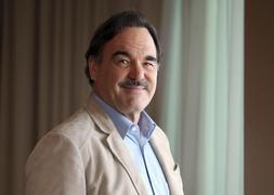 Oliver Stone: «Los bancos operan como casinos»