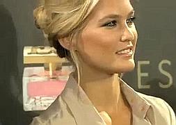 Bar Refaeli, imagen de la nueva fragancia Especially Escada