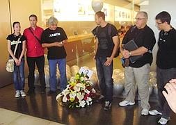 Aficionados de Apple honran a Jobs en Barcelona