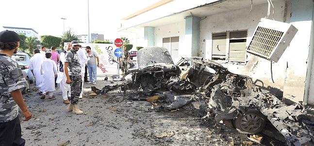 Lugar donde se ha producido el atentado en Trípoli. / Foto: Efe | Vídeo: Atlas