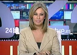 La presentadora, durante el informativo. / Foto y vídeo: RC