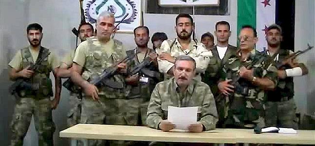 La cúpula del ELS con el su comandante en jefe, Riad al Asad, a la cabeza./ Afp