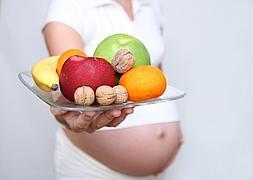 La dieta de la embarazada es importante para la salud del bebé. / Archivo