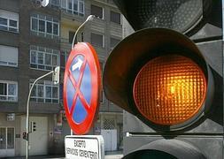 Anulada un multa porque el ámbar del semáforo luce menos tiempo que lo que fija la DGT