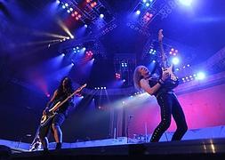 Un momento del concierto de 'Iron Maiden'. / Borja Agudo (El Correo)
