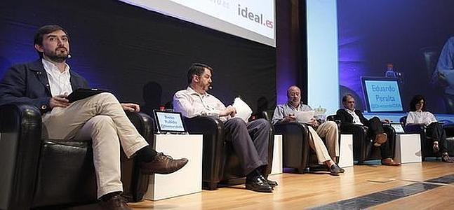 Ignacio Escolar, Bieito Rubido y Eduardo Peralta. / González Molero