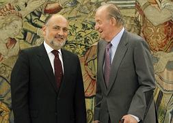 El presidente del TC admite su militancia en el PP pero defiende su compatibilidad con el cargo