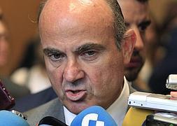El ministro de Economía y Competitividad, Luis de Guindos. / Foto: Zipi (Efe) | Vídeo: Europa Press