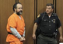Ariel Castro, que apareció muerto en su celda, durante el juicio. / Reuters