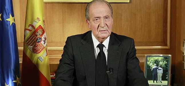 Don Juan Carlos, en el mensaje emitido tras el fallecimiento. / Foto: Efe | Vídeo: R. C.