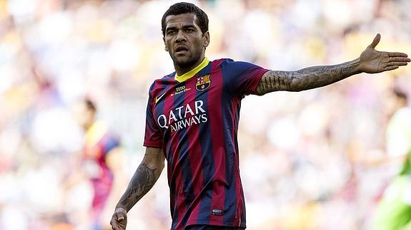 Alves se lamenta ante el Getafe. 