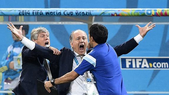 Sabella celebra el pase a la final. 