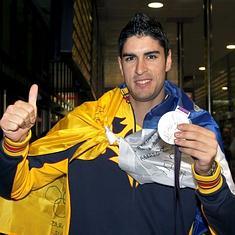 Nicolás García posa con la medalla de plata obtenida en los Juegos Olímpicos de Londres.