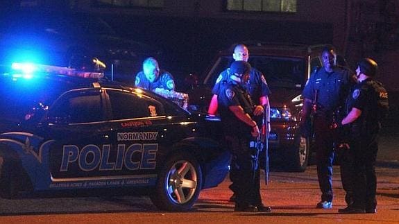 La Policía hace guardia en San Luis