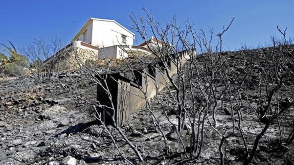 Viviendas afectadas por el incendio.