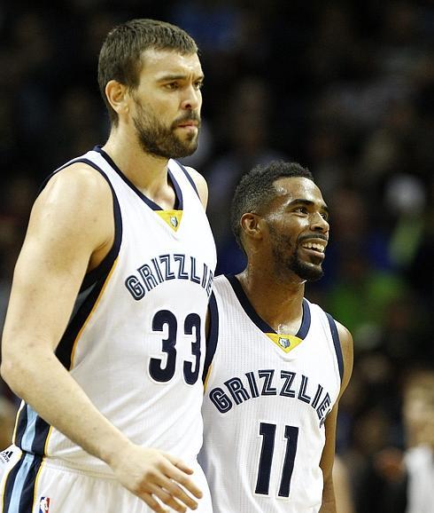 Marc Gasol y Mike Conley.