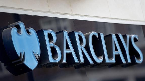 Barclays y Santander, los bancos con las comisiones más altas