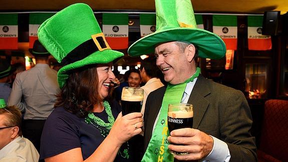 Celebración del Día de San Patricio en un pub de Australia. 