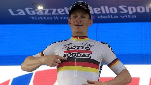 André Greipel  celebra la victoria. 