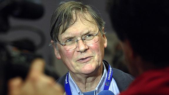 Tim Hunt.