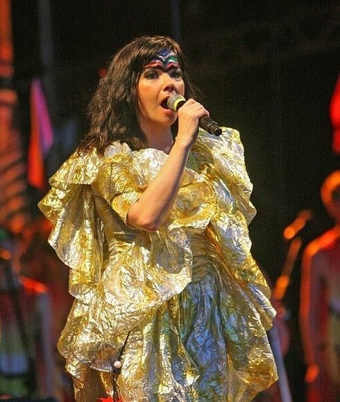 Bjork, en plena actuación.