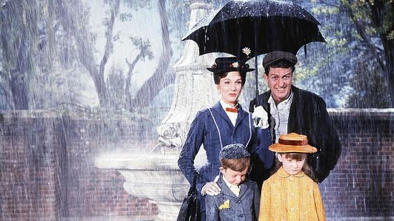 Escena de 'Mary Poppins'.