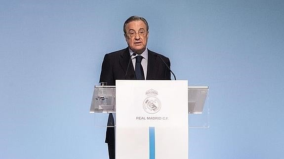 Florentino Pérez, durante su discurso en la Asamblea General de Socios del Real Madrid. 