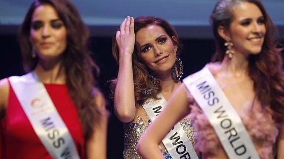 Ángela Ponce, la miss transexual, no logra ser finalista de Miss World Spain