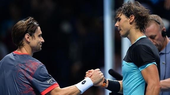 Nadal saluda a Ferrer tras el partido. 