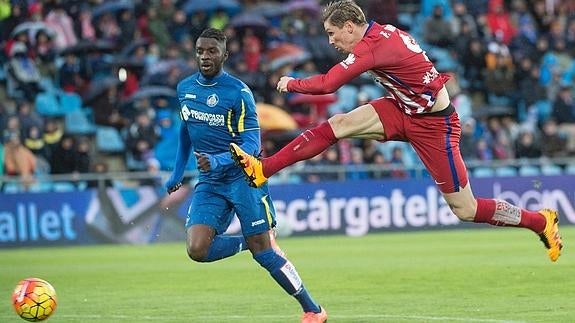 Fernando Torres, durante el partido en Getafe. 